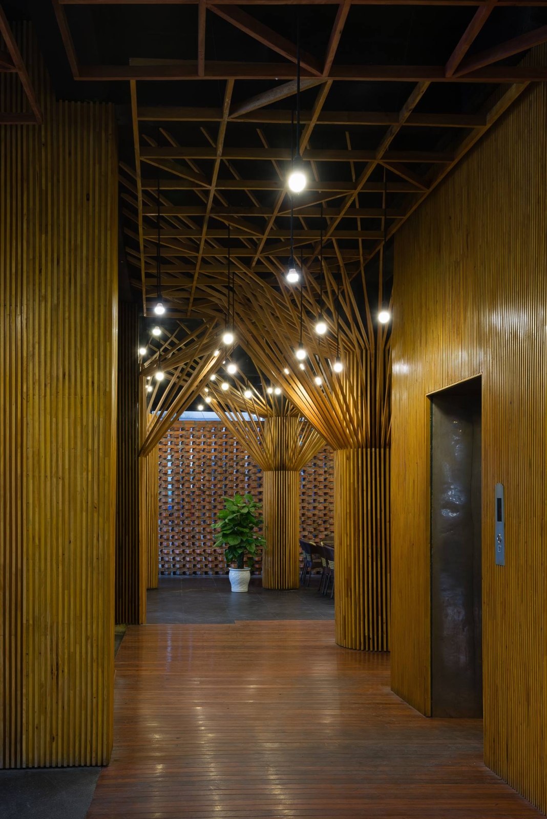 Sai Gon Thuong Mai Hotel