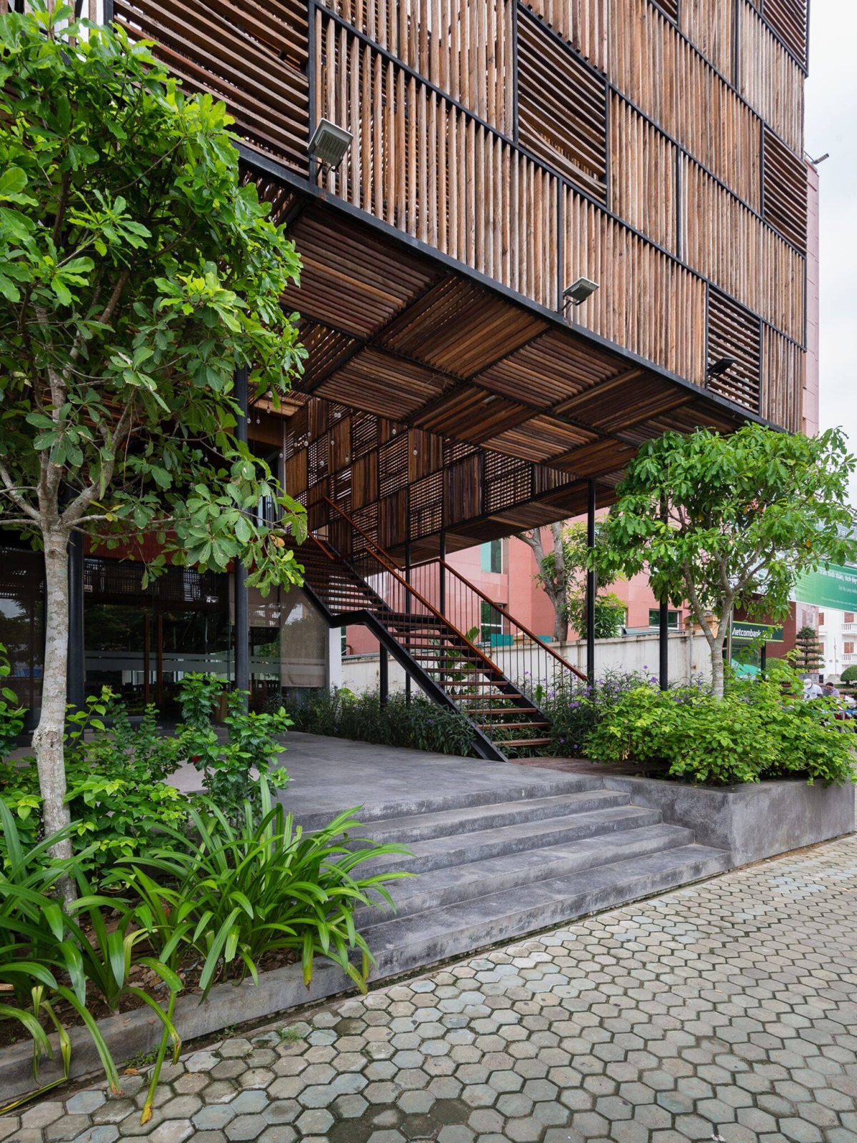 Sai Gon Thuong Mai Hotel